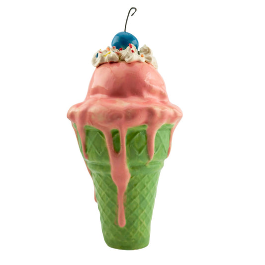 BERRY DREAM ICE CREAM CONE