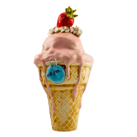 STRAWBERRY ICE CREAM CONE