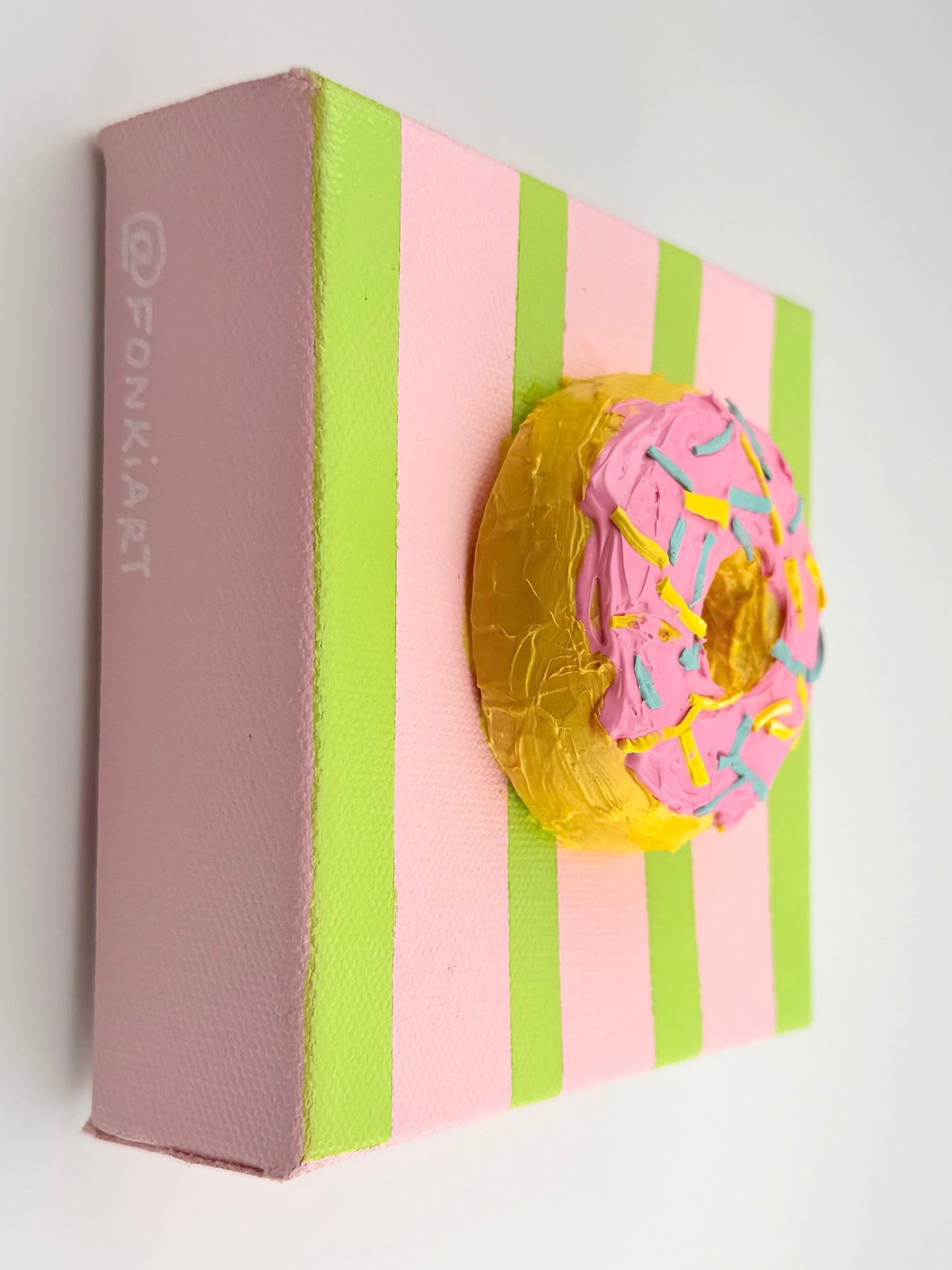 Strawberry Doughnut Original