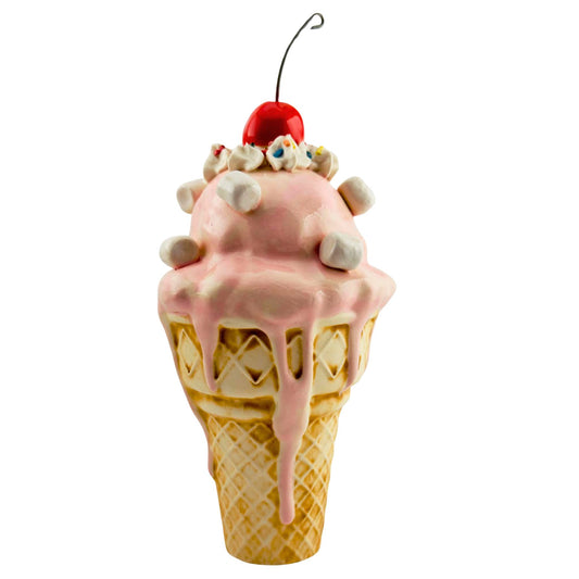 MARSHMALLOW ICE CREAM CONE